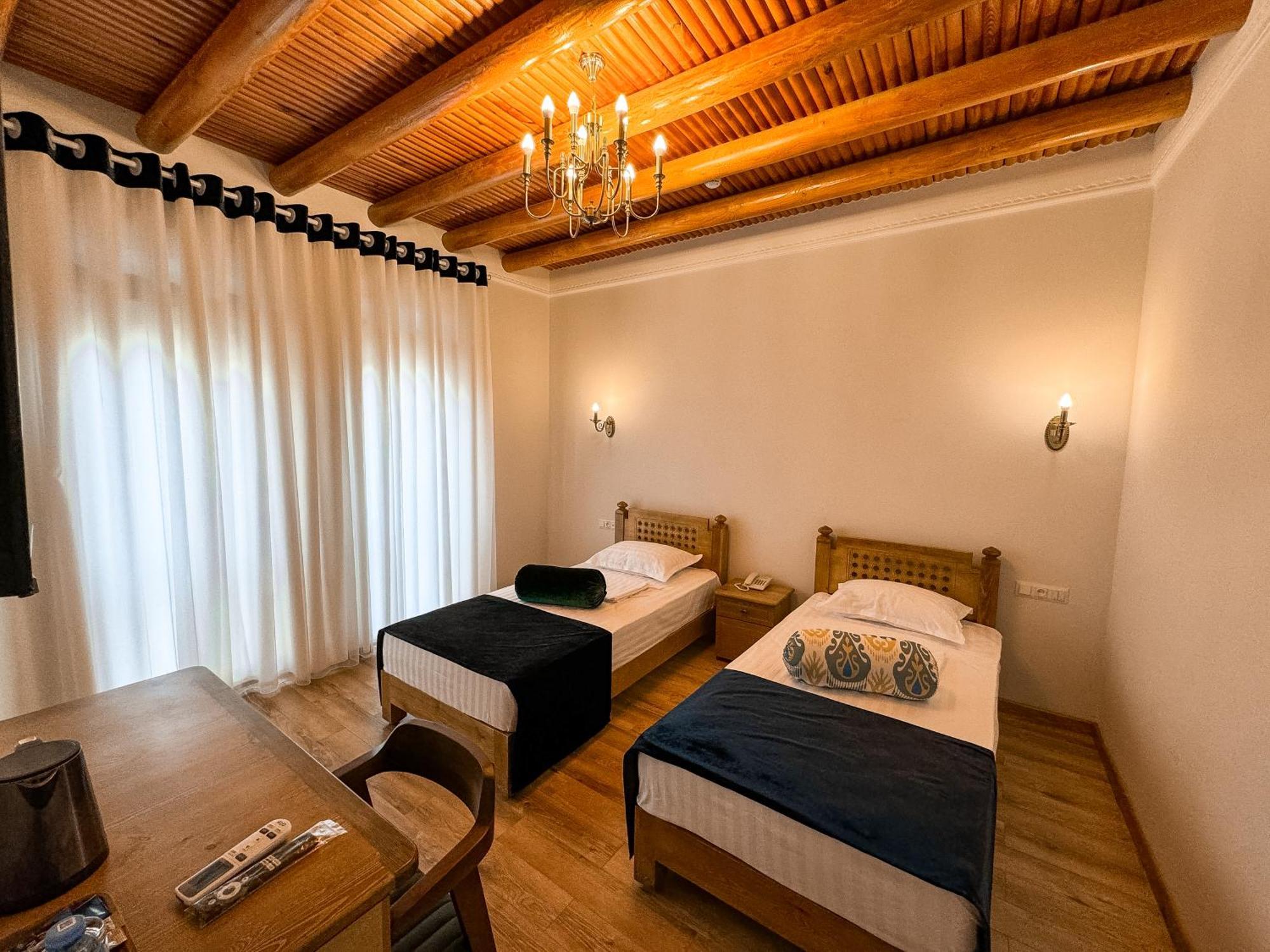 Duston Boutique XIX Century Rooms Bucara Exterior foto
